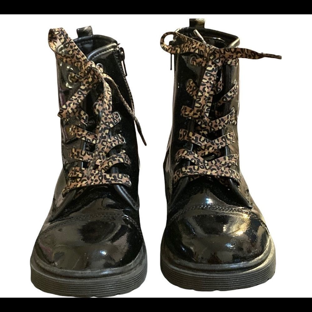 Target big girl patent leather boots sz 4